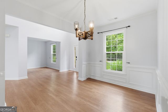 1060 Forest Creek Drive, Canton, GA 30115
