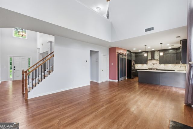 1060 Forest Creek Drive, Canton, GA 30115