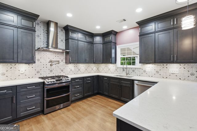 1060 Forest Creek Drive, Canton, GA 30115