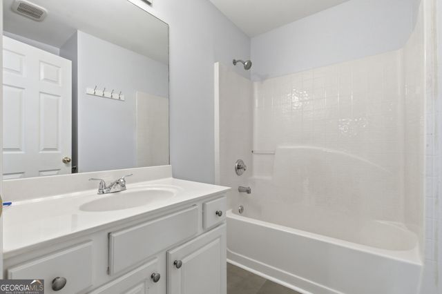 1060 Forest Creek Drive, Canton, GA 30115