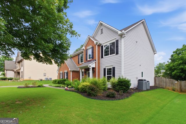 1060 Forest Creek Drive, Canton, GA 30115