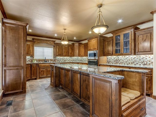 539 Buttermilk Cloud Ridge, Choctaw, OK 73020