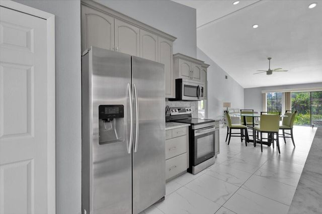 3535 SE Sandpiper Circle, Port St. Lucie, Port St Lucie, FL 34952