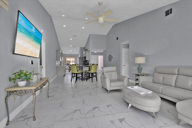 3535 SE Sandpiper Circle, Port St. Lucie, Port St Lucie, FL 34952