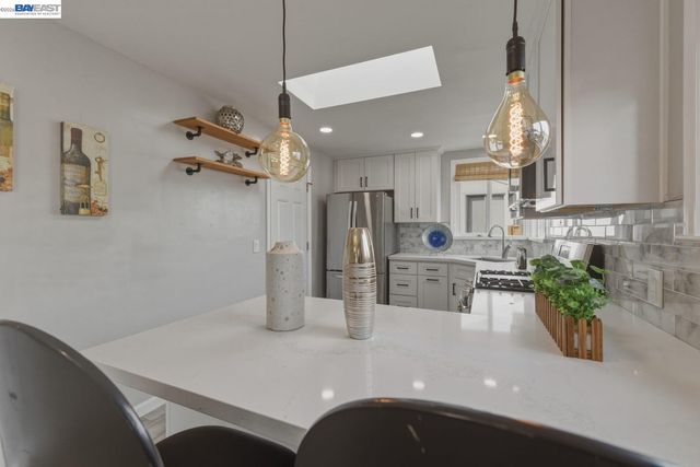 1224 Lucille St, San Leandro, CA 94577