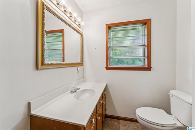 1800 COUNTY ROAD 28, Clanton, AL 35046