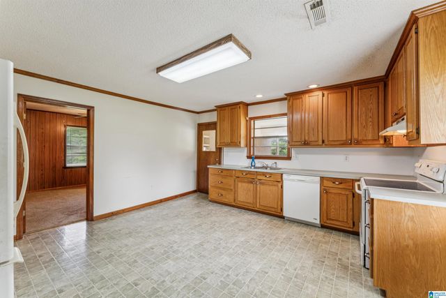 1800 COUNTY ROAD 28, Clanton, AL 35046