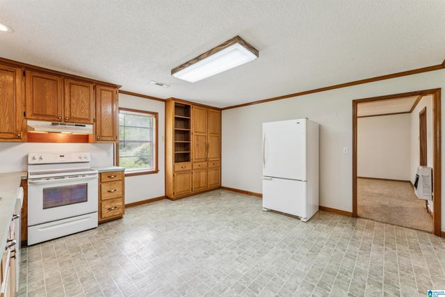 1800 COUNTY ROAD 28, Clanton, AL 35046