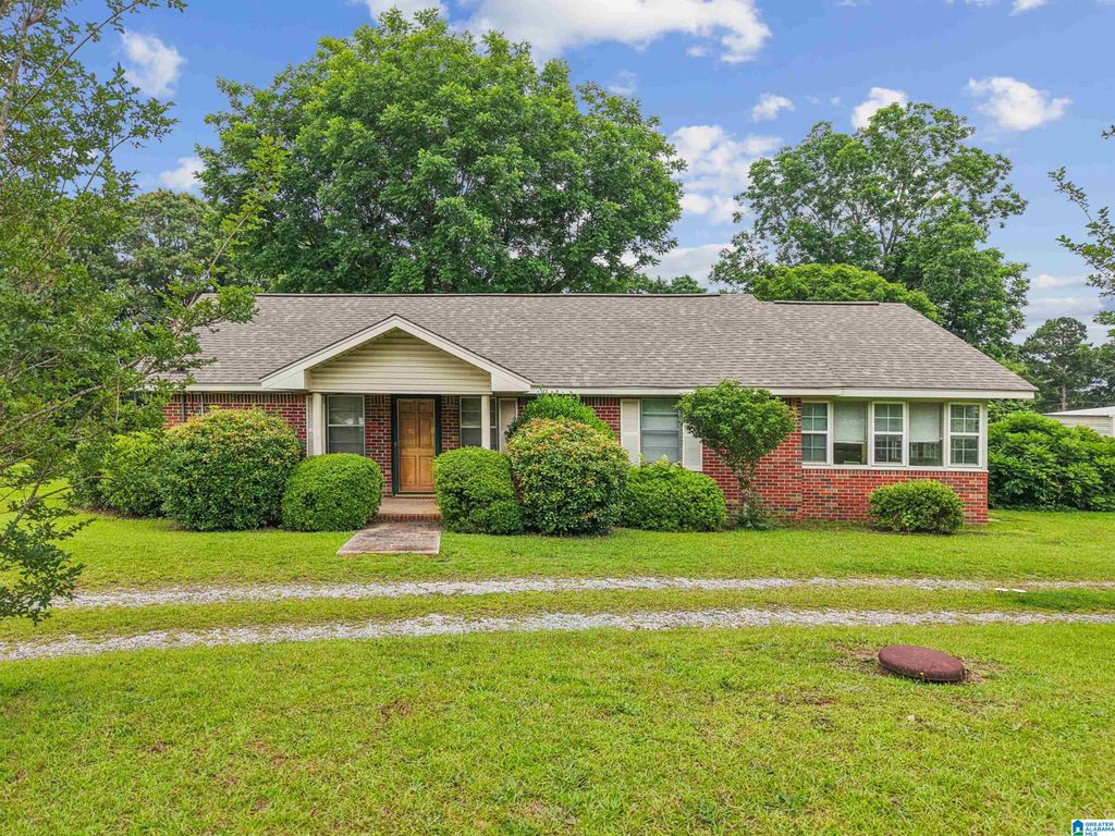 1800 COUNTY ROAD 28, Clanton, AL 35046