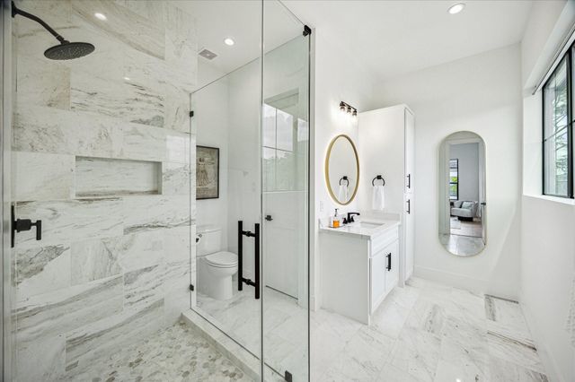 4002 Meadow Lake Lane, Houston, TX 77027