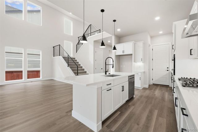 1675 Sundown Run Drive, Windsor, CO 80550