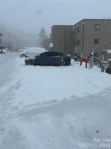 106 sugar ski Drive 635, Sugar Mountain, NC 28604