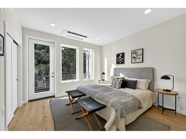 7224 Ne Going St, Portland, OR 97218