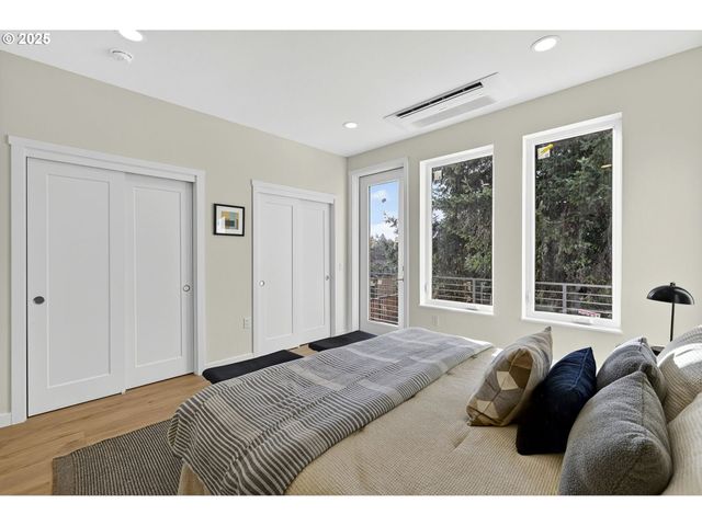 7224 Ne Going St, Portland, OR 97218