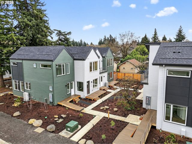 7224 Ne Going St, Portland, OR 97218