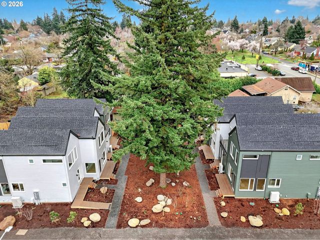 7224 Ne Going St, Portland, OR 97218