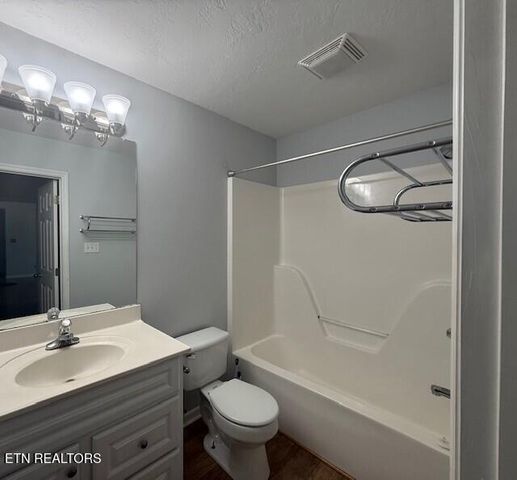2312 Sunnywood Lane, Knoxville, TN 37912