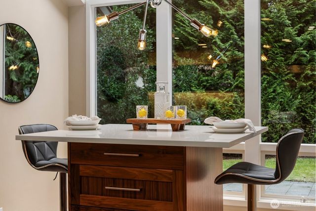 22720 NE 46th Street, Redmond, WA 98053