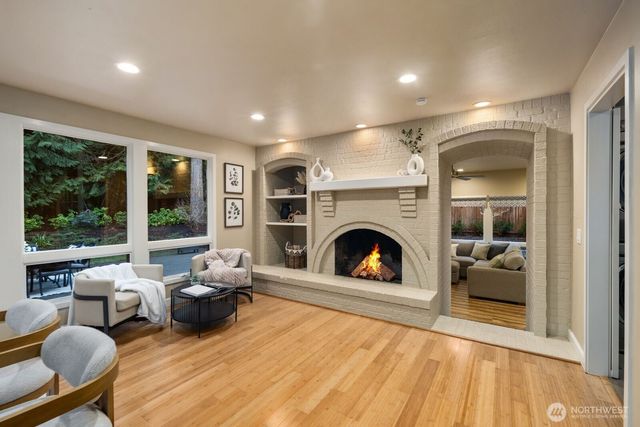 22720 NE 46th Street, Redmond, WA 98053