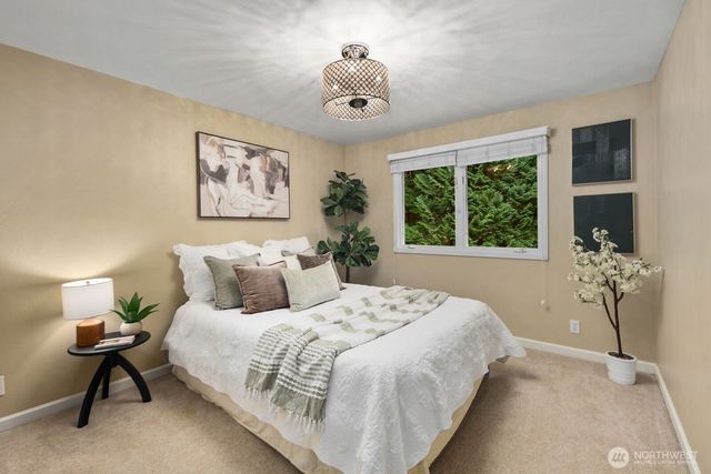 22720 NE 46th Street, Redmond, WA 98053