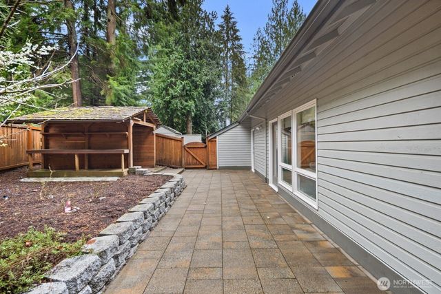 22720 NE 46th Street, Redmond, WA 98053