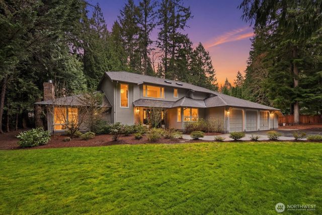 22720 NE 46th Street, Redmond, WA 98053