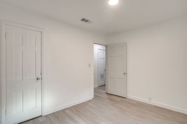 4912 Almena Road, River Oaks, TX 76114