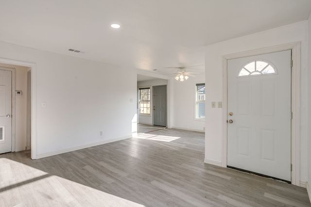 4912 Almena Road, River Oaks, TX 76114