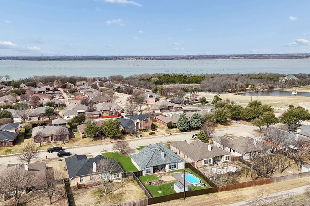 2790 Beacon Hill Drive, Rockwall, TX 75087