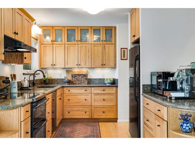 1010 Hartford Dr, Boulder, CO 80305
