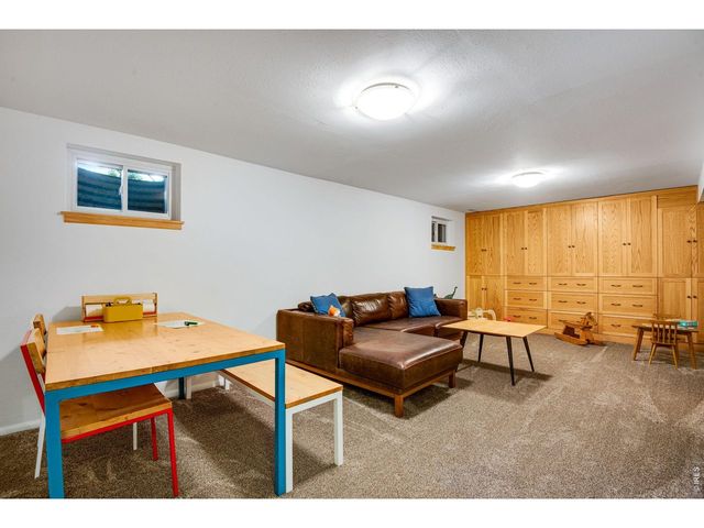 1010 Hartford Dr, Boulder, CO 80305