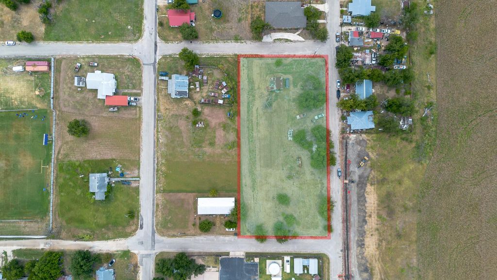 603 N Mustang ST, Granger, TX 76530