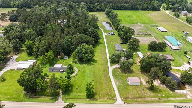 19397 La Hwy 42, Livingston, LA 70754