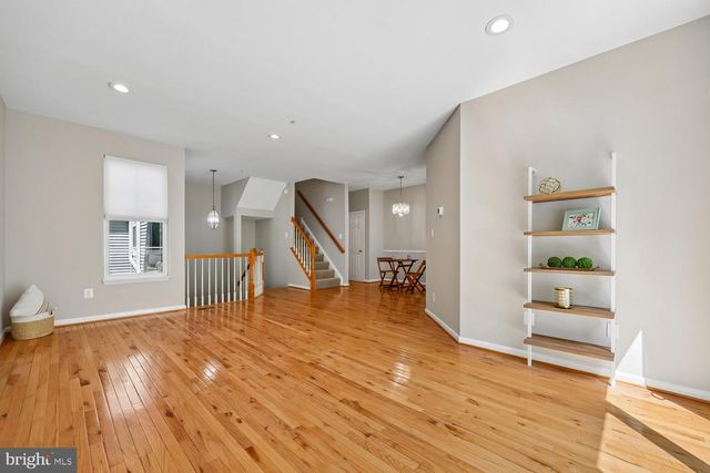 18026 ROYAL BONNET CIR, Montgomery Village, MD 20886