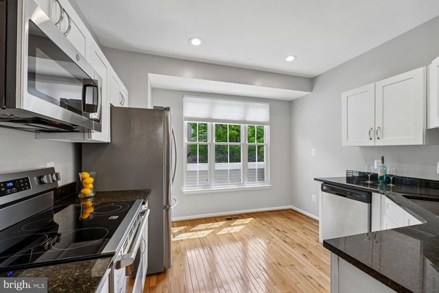 18026 ROYAL BONNET CIR, Montgomery Village, MD 20886