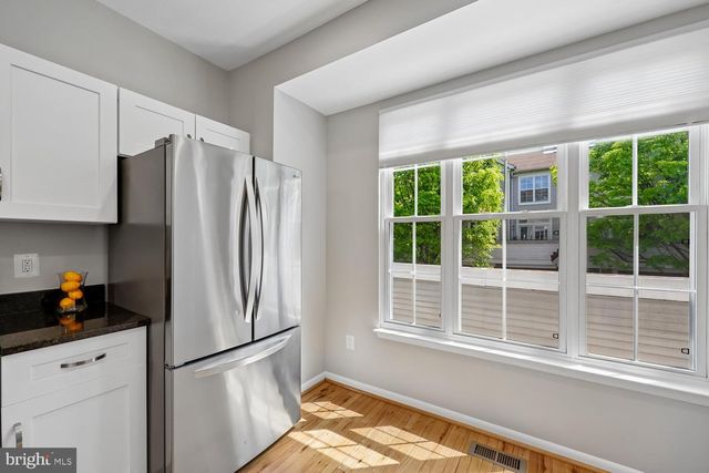 18026 ROYAL BONNET CIR, Montgomery Village, MD 20886