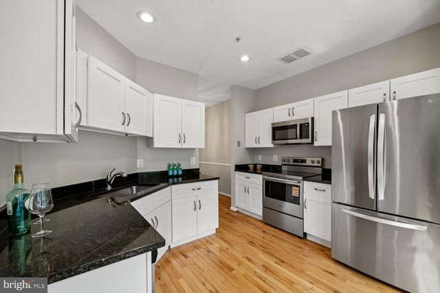 18026 ROYAL BONNET CIR, Montgomery Village, MD 20886