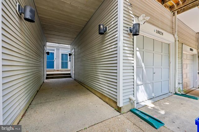 18026 ROYAL BONNET CIR, Montgomery Village, MD 20886