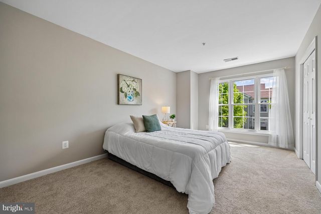 18026 ROYAL BONNET CIR, Montgomery Village, MD 20886