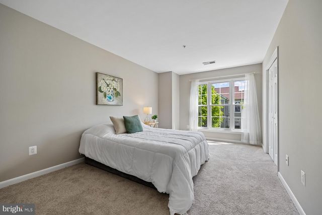 18026 ROYAL BONNET CIR, Montgomery Village, MD 20886