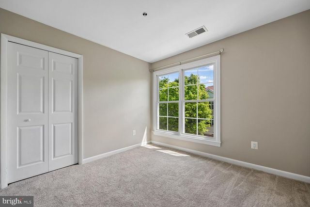 18026 ROYAL BONNET CIR, Montgomery Village, MD 20886