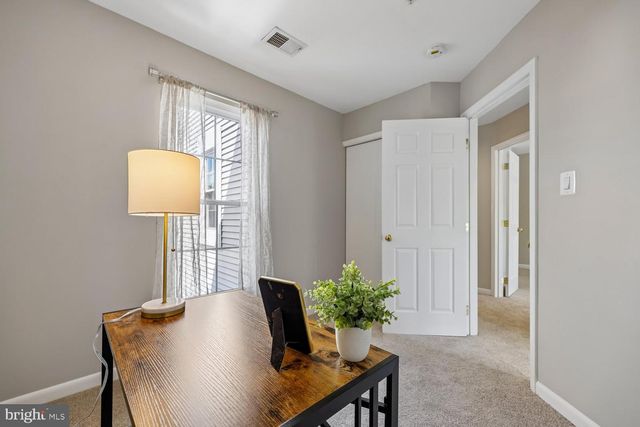 18026 ROYAL BONNET CIR, Montgomery Village, MD 20886