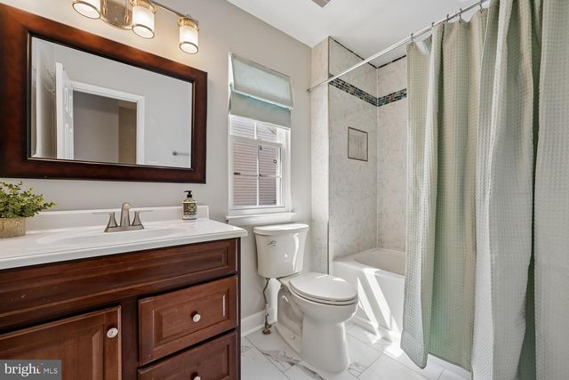 18026 ROYAL BONNET CIR, Montgomery Village, MD 20886