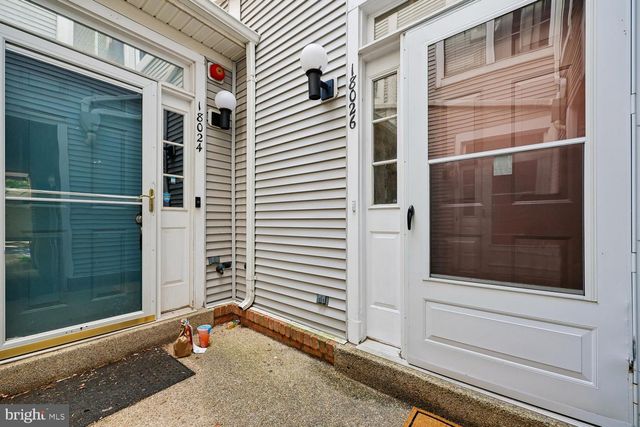 18026 ROYAL BONNET CIR, Montgomery Village, MD 20886