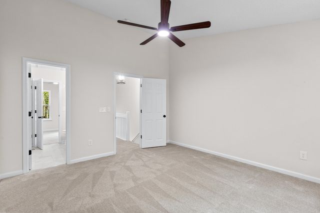 8032 Shadow Oak Drive, North Charleston, SC 29406