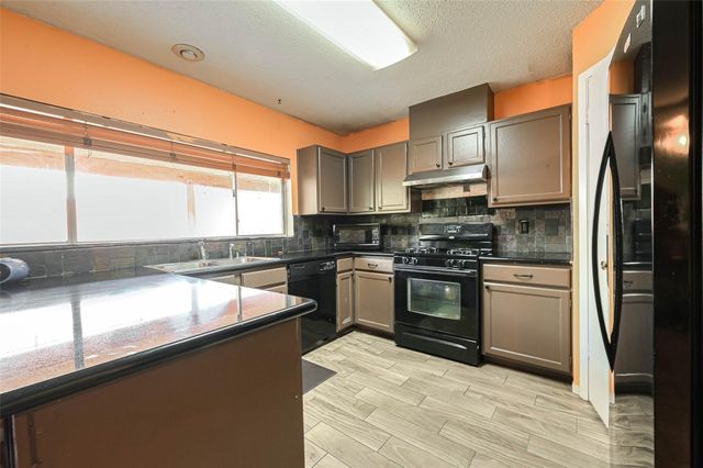 18118 Glenledi Drive, Houston, TX 77084