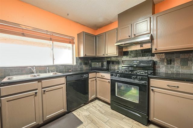 18118 Glenledi Drive, Houston, TX 77084
