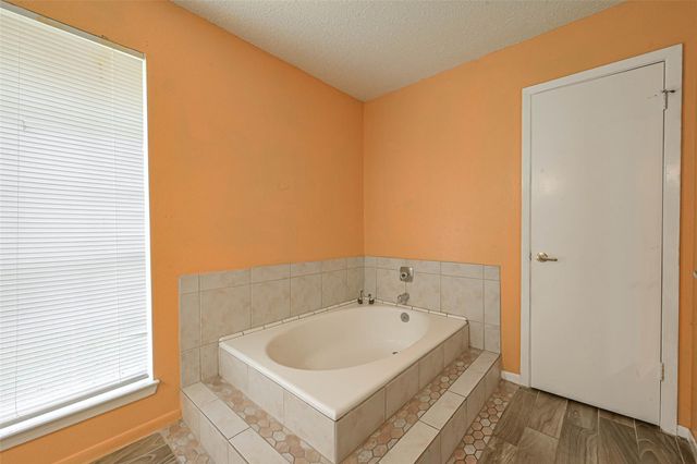 18118 Glenledi Drive, Houston, TX 77084