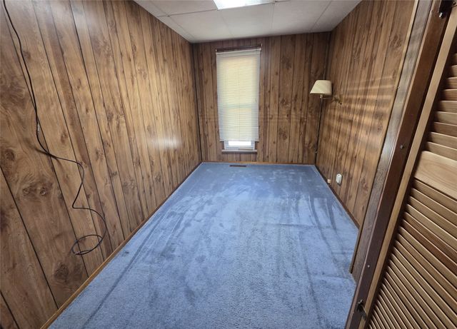 403 N I Street, Indianola, IA 50125