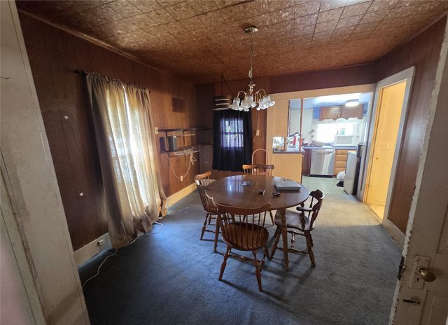 403 N I Street, Indianola, IA 50125